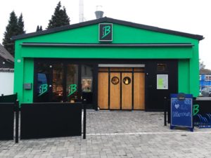 Plan B eröffnet seinen Biergarten @ Plan B